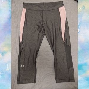 Under Armour crop leggings